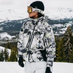 Burton [ak] Gore-Tex Swash Snowboardjacke Limeade Lichen Herren -Skiausrüstung burton ak gore swash jacket 10001109964 01 gross