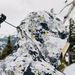 Burton [ak] Gore-Tex Swash Snowboardjacke Limeade Lichen Herren -Skiausrüstung burton ak gore swash jacket 10001109964 03 gross