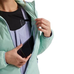 Burton [ak] Helium Hooded Insulated Stretchjacke Faded Jade Damen -Skiausrüstung burton ak helium hooded stretch insulated 22071100300 03 grossnpr1a35ZTCO56